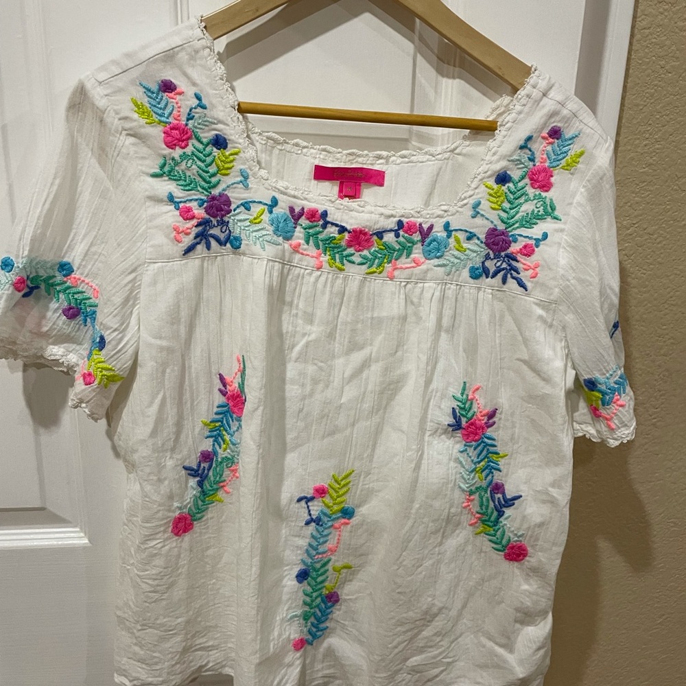 Lilly Pulitzer Floral embroidery top